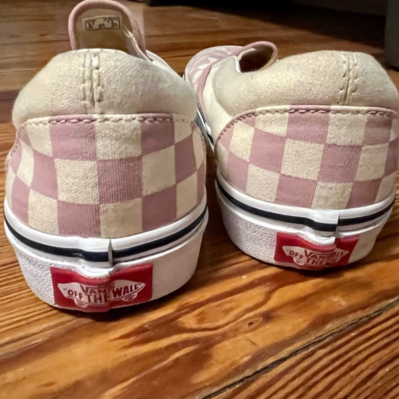 Vans classic slip-on pink checkered shoes - Picture 4 of 6
